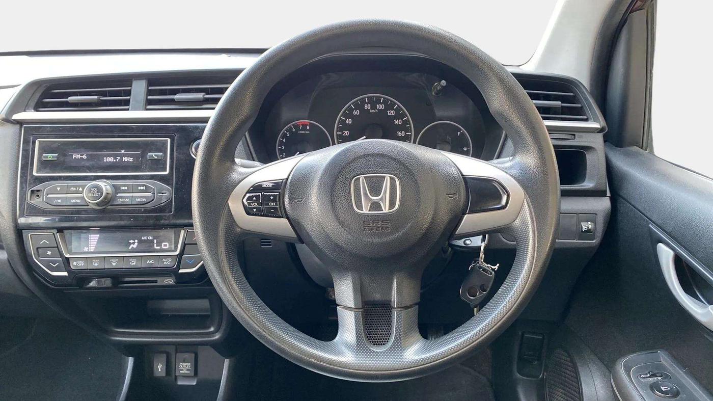 2016 Honda BR-V 1.5L I-VTEC S, Petrol, Manual, 63,931 km, Steering Wheel Close Up