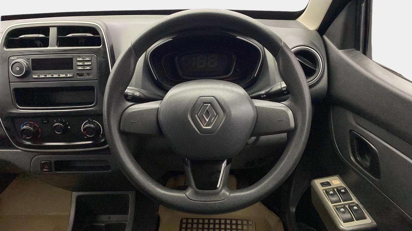 2016 Renault Kwid RXL, Petrol, Manual, 74,453 km, Steering Wheel Close Up