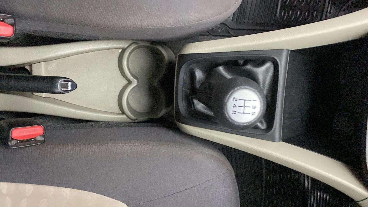 2017 Maruti Celerio VXI, Petrol, Manual, 43,922 km, Gear Lever