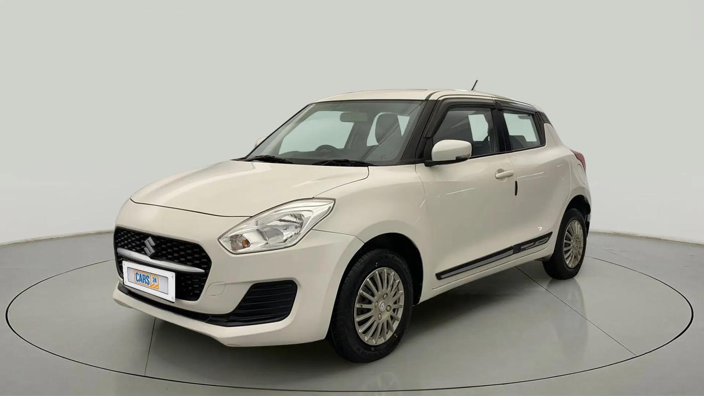 2021 Maruti Swift VXI AMT, Petrol, Automatic, 31,038 km, Left Front Diagonal