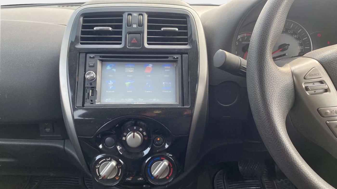 2017 Nissan Micra XL CVT, Petrol, Automatic, 32,845 km, Air Conditioner