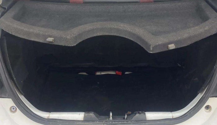 2018 Tata Tiago XZ PETROL, Petrol, Manual, 33,950 km, Boot Inside
