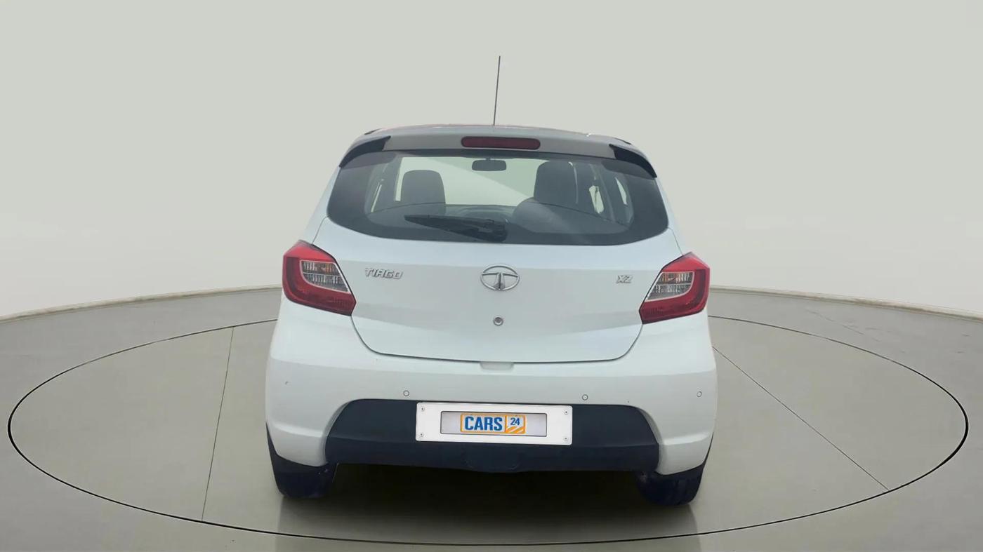 2018 Tata Tiago XZ PETROL, Petrol, Manual, 33,950 km, Back/Rear