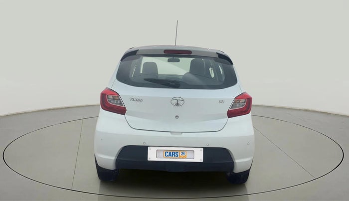 2018 Tata Tiago XZ PETROL, Petrol, Manual, 33,950 km, Back/Rear