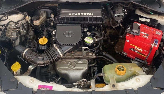 2018 Tata Tiago XZ PETROL, Petrol, Manual, 33,950 km, Open Bonet