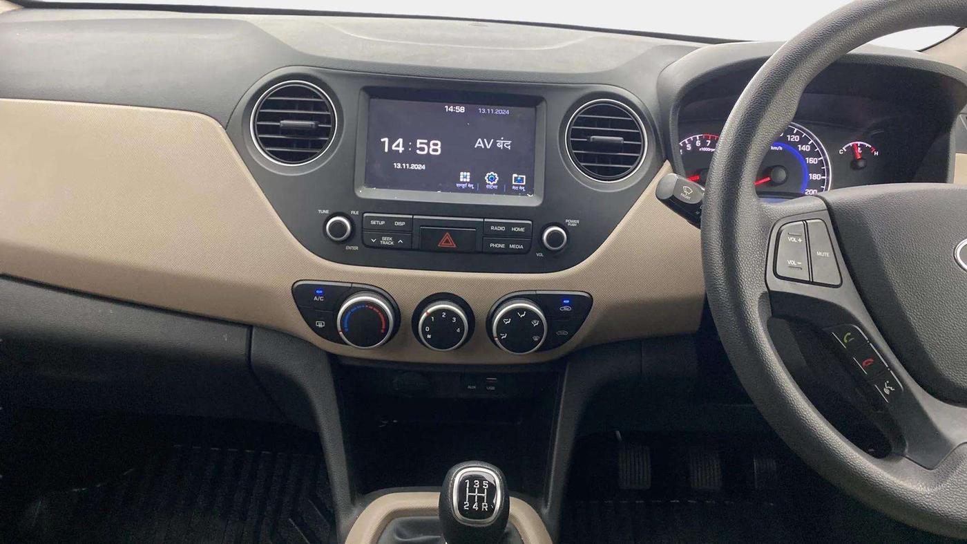 2017 Hyundai Grand i10 SPORTZ (O) 1.2 KAPPA VTVT, Petrol, Manual, 22,767 km, Air Conditioner