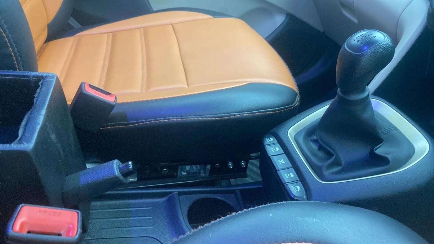 2019 Hyundai NEW SANTRO SPORTZ MT, CNG, Manual, 46,360 km, Gear Lever