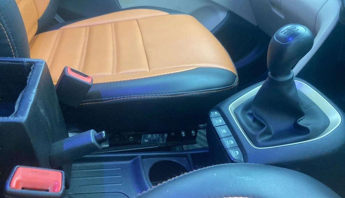 2019 Hyundai NEW SANTRO SPORTZ MT, CNG, Manual, 46,360 km, Gear Lever