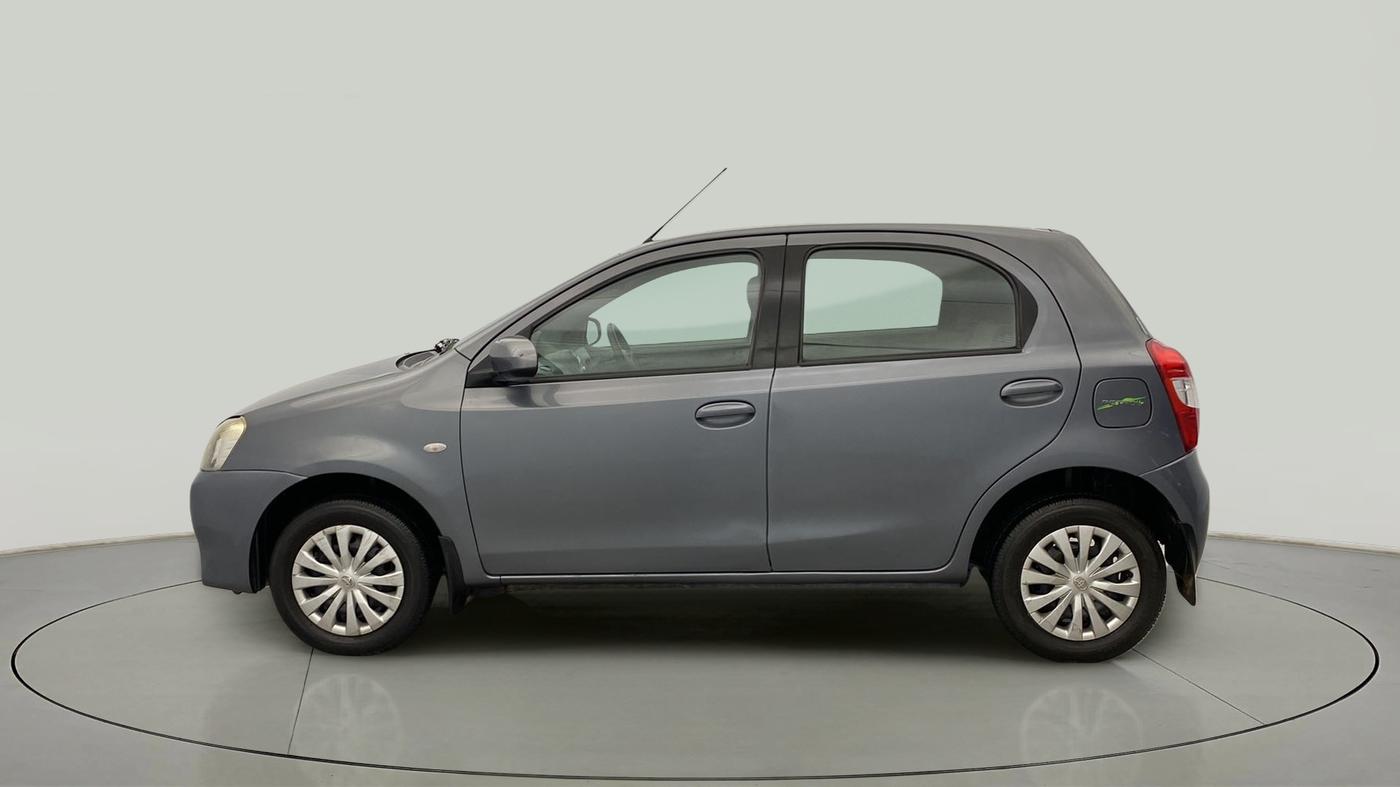 2013 Toyota Etios Liva G, Petrol, Manual, 69,233 km, Left Front Diagonal
