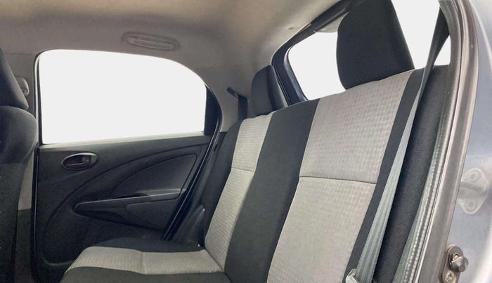 2013 Toyota Etios Liva G, Petrol, Manual, 69,233 km, Right Side Rear Door Cabin