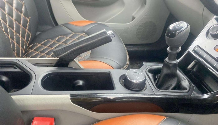 2019 Tata NEXON KRAZ MT PETROL, Petrol, Manual, 27,309 km, Gear Lever