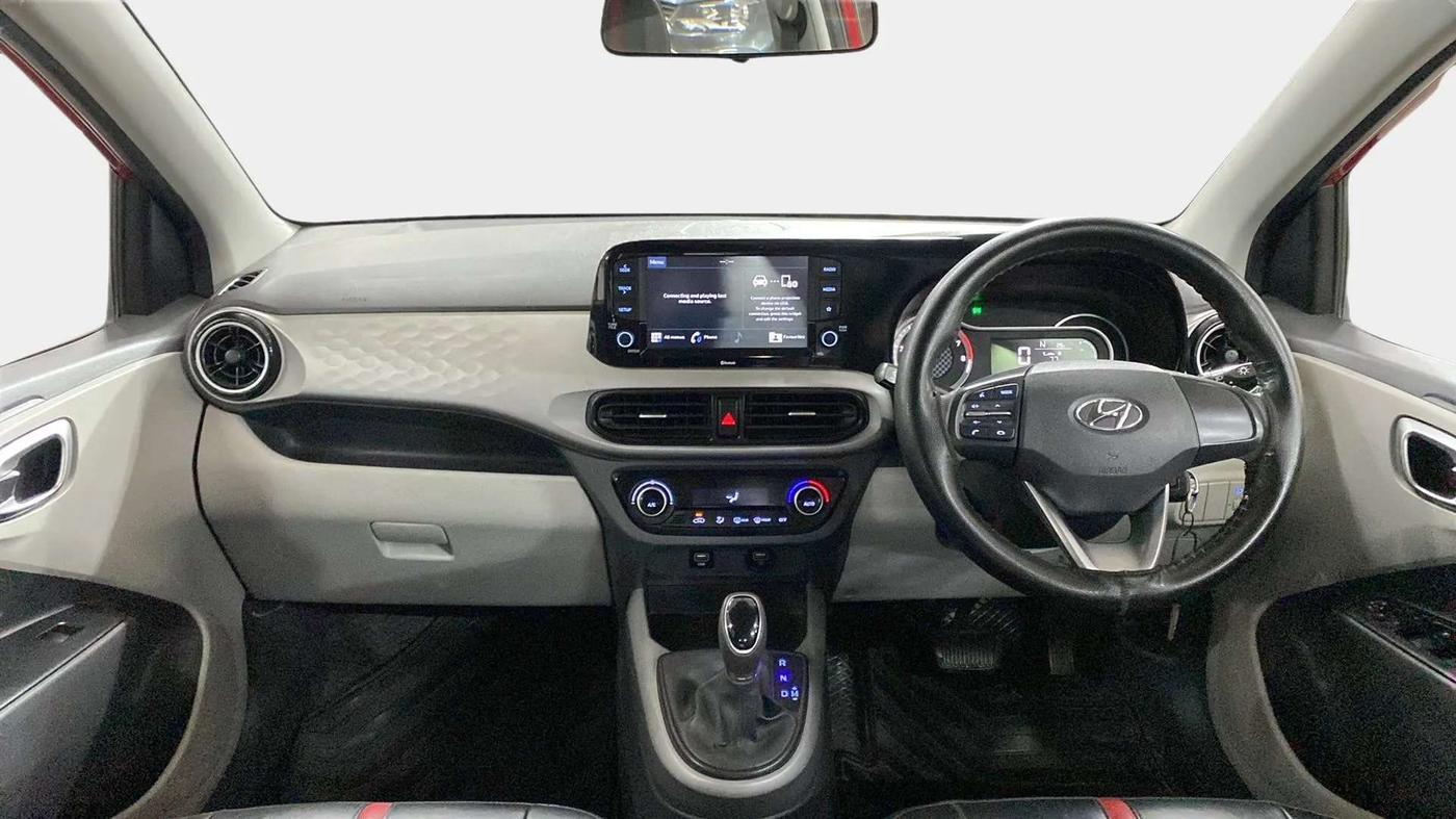 2020 Hyundai GRAND I10 NIOS SPORTZ AMT 1.2 KAPPA VTVT, Petrol, Automatic, 30,600 km, Dashboard