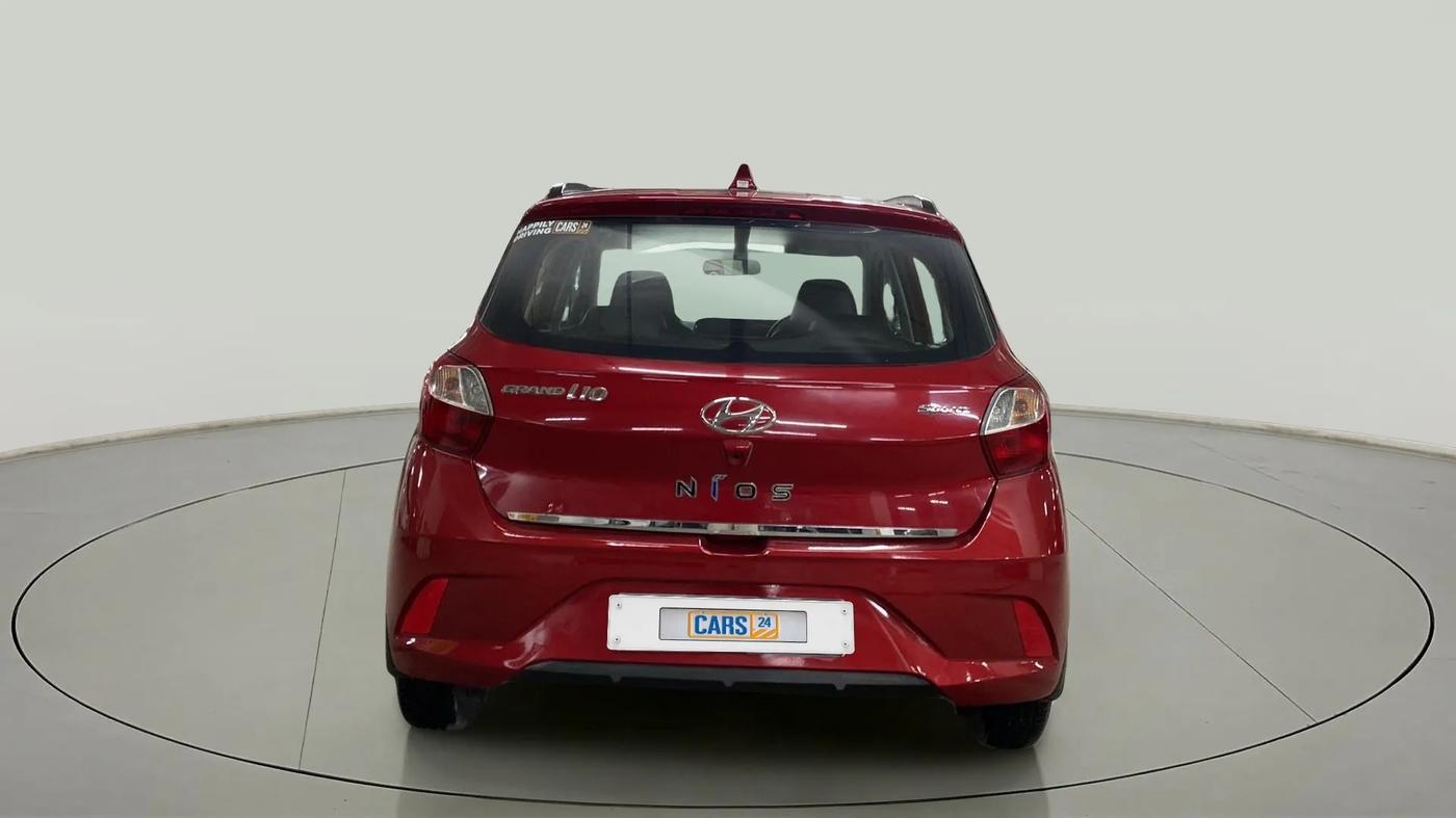 2020 Hyundai GRAND I10 NIOS SPORTZ AMT 1.2 KAPPA VTVT, Petrol, Automatic, 30,600 km, Back/Rear