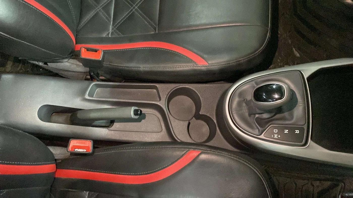 2020 Hyundai GRAND I10 NIOS SPORTZ AMT 1.2 KAPPA VTVT, Petrol, Automatic, 30,600 km, Gear Lever