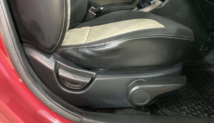 2015 Hyundai Grand i10 ASTA 1.2 KAPPA VTVT, Petrol, Manual, 46,386 km, Driver Side Adjustment Panel