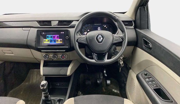 2019 Renault TRIBER RXT, Petrol, Manual, 40,879 km, Steering Wheel Close Up