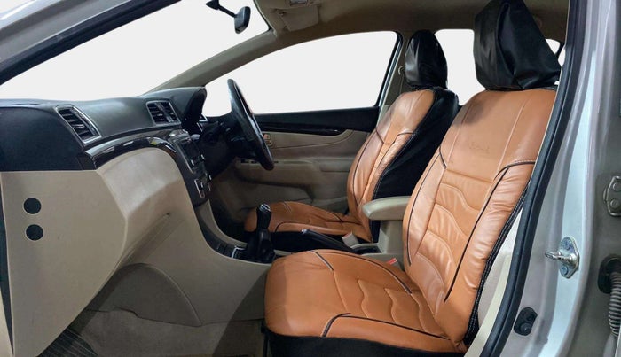 2018 Maruti Ciaz DELTA 1.4 MT PETROL, Petrol, Manual, 66,909 km, Right Side Front Door Cabin