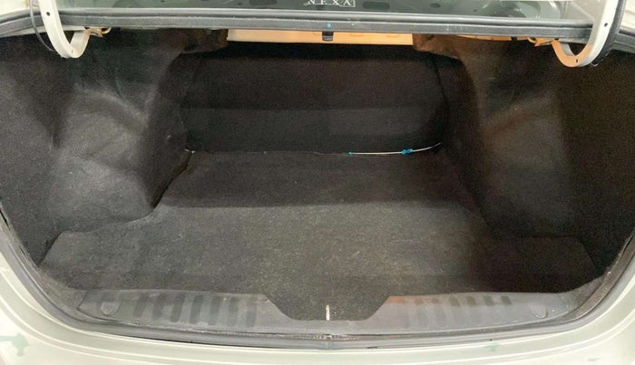 2018 Maruti Ciaz DELTA 1.4 MT PETROL, Petrol, Manual, 66,909 km, Boot Inside