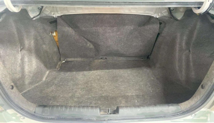 2013 Honda Amaze 1.2L I-VTEC S, Petrol, Manual, 47,876 km, Boot Inside