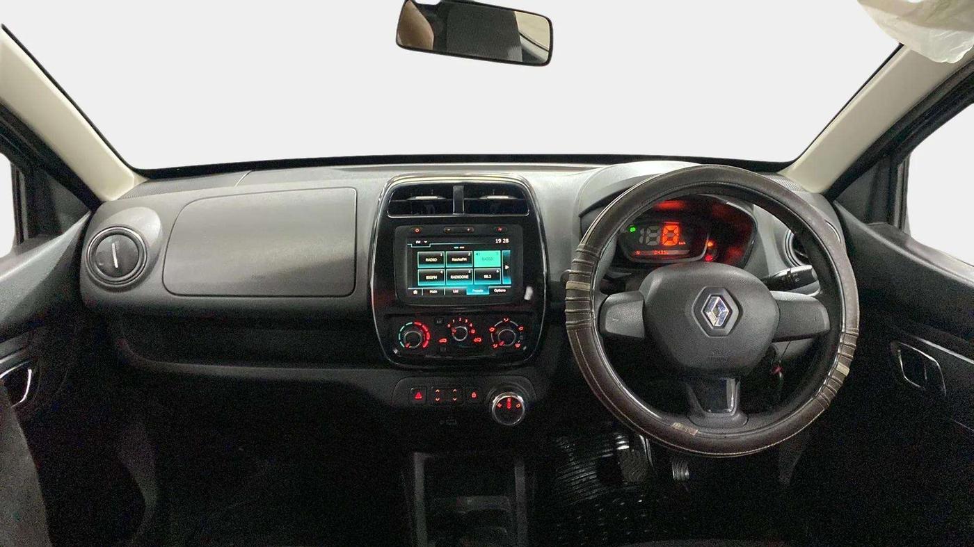 2018 Renault Kwid RXT 1.0 AMT (O), Petrol, Automatic, 8,415 km, Dashboard