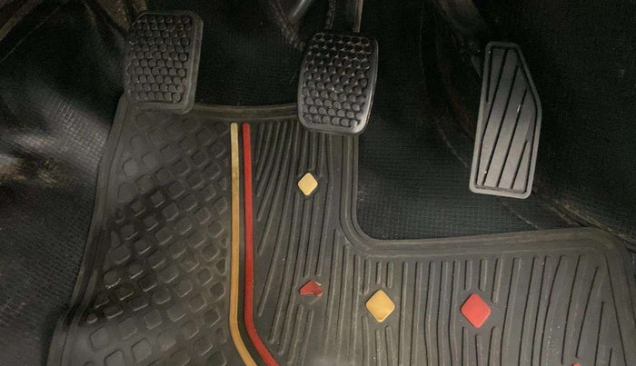 2021 Maruti Alto VXI, Petrol, Manual, 51,222 km, Pedals