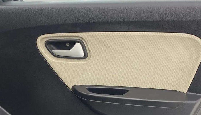 2021 Maruti Alto VXI, Petrol, Manual, 51,222 km, Driver Side Door Panels Control