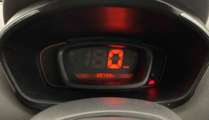 2016 Renault Kwid RXT 0.8 (O), Petrol, Manual, 39,687 km, Odometer Image