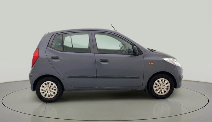 2016 Hyundai i10 MAGNA 1.1, CNG, Manual, 89,406 km, Right Side View