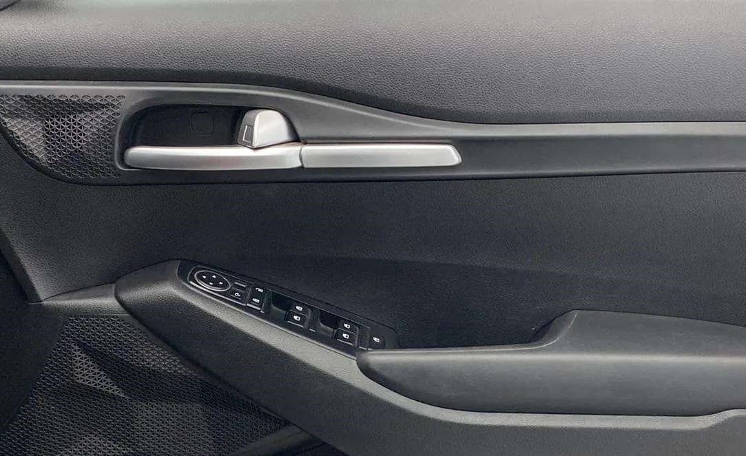 2020 KIA SELTOS HTK PLUS 1.5, Petrol, Manual, 38,396 km, Driver Side Door Panels Control