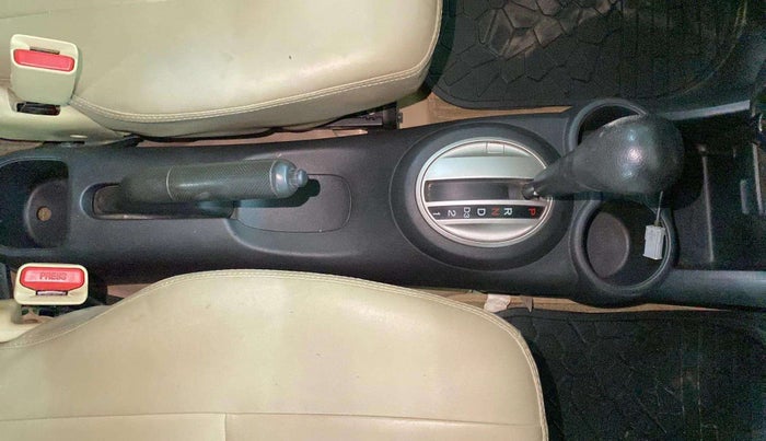 2015 Honda Amaze 1.2L I-VTEC VX AT, Petrol, Automatic, 53,969 km, Gear Lever