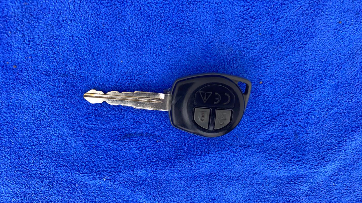 2022 Maruti Swift VXI, Petrol, Manual, 56,444 km, Key Close Up