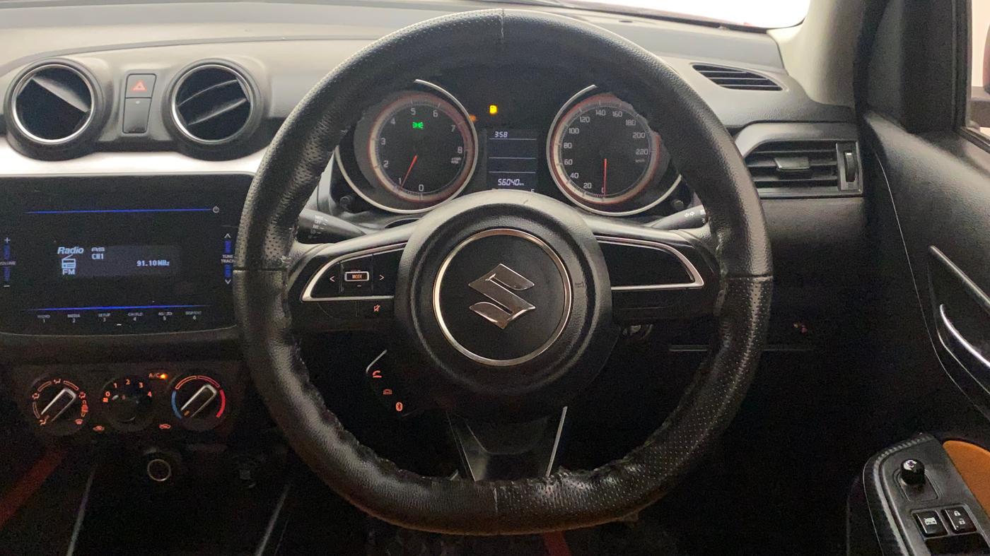 2022 Maruti Swift VXI, Petrol, Manual, 56,444 km, Steering Wheel Close Up