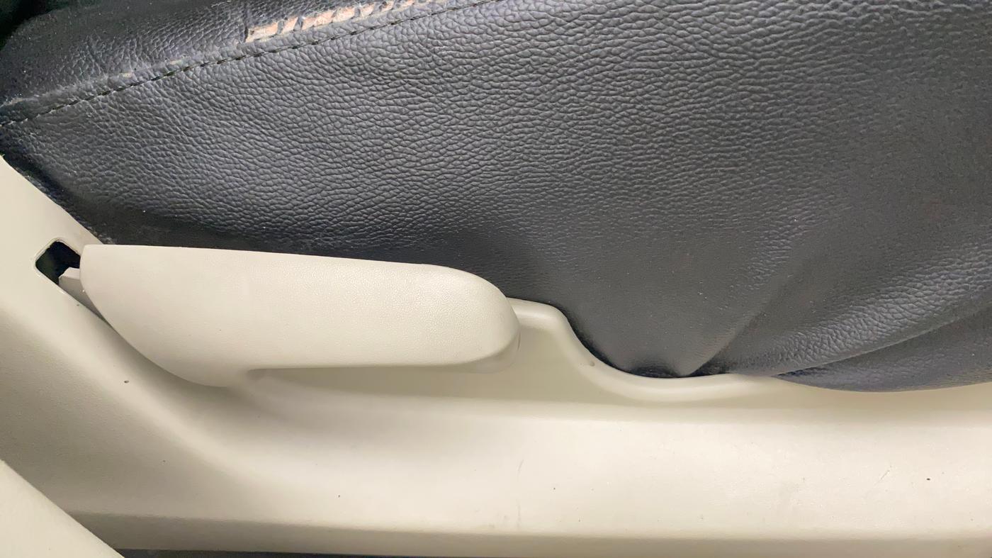2017 Maruti Celerio VXI, Petrol, Manual, 30,647 km, Driver Side Adjustment Panel