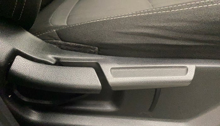 2019 Hyundai VENUE SX PLUS 1.0 TURBO DCT, Petrol, Automatic, 20,523 km, Driver Side Adjustment Panel