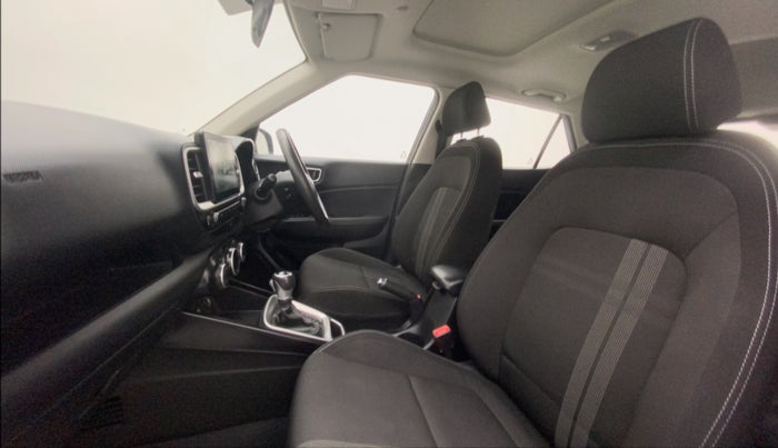 2019 Hyundai VENUE SX PLUS 1.0 TURBO DCT, Petrol, Automatic, 20,523 km, Right Side Front Door Cabin