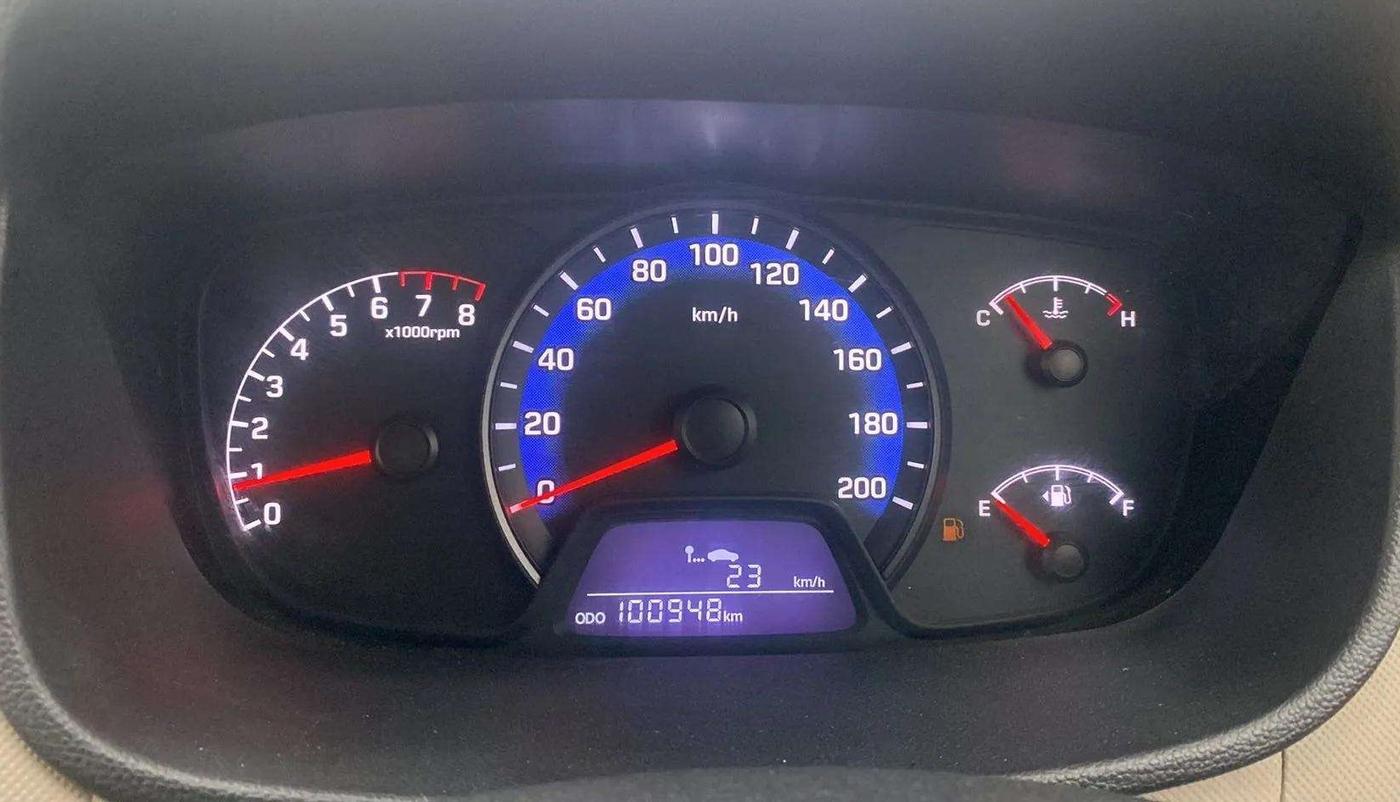2014 Hyundai Xcent S 1.2, Petrol, Manual, 1,01,200 km, Odometer Image