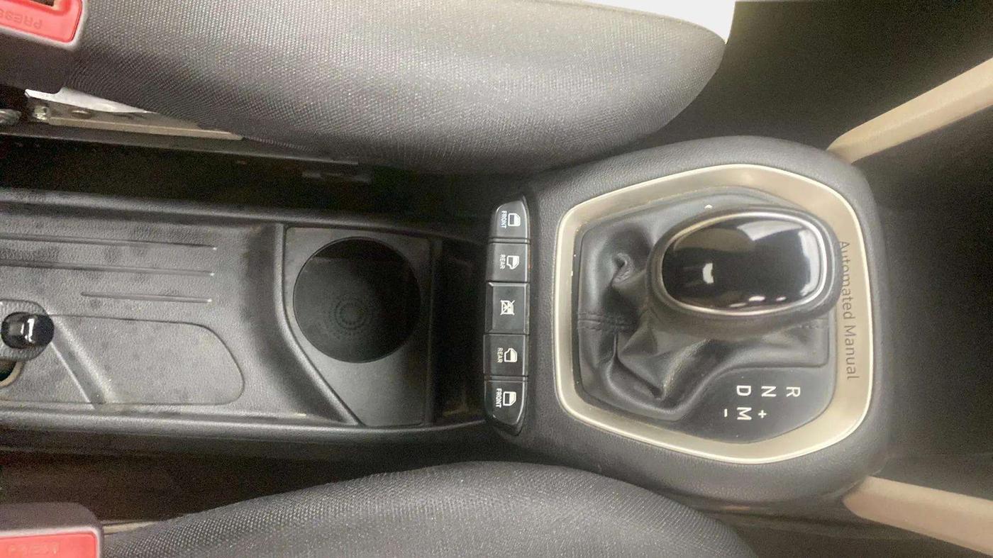2018 Hyundai NEW SANTRO SPORTZ AMT, Petrol, Automatic, 29,811 km, Gear Lever
