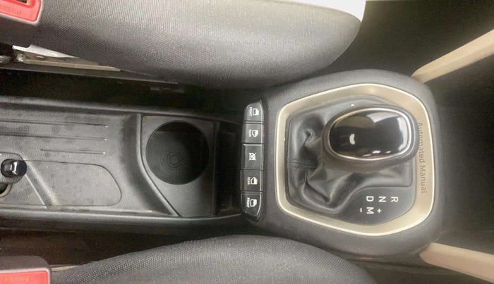 2018 Hyundai NEW SANTRO SPORTZ AMT, Petrol, Automatic, 29,811 km, Gear Lever