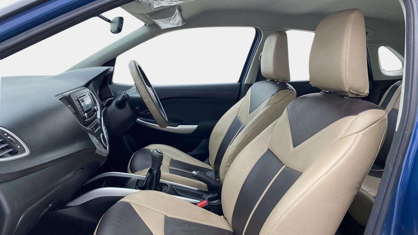 2017 Maruti Baleno DELTA PETROL 1.2, Petrol, Manual, 49,468 km, Right Side Front Door Cabin