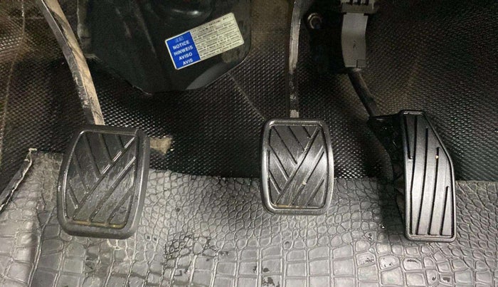 2017 Maruti Baleno DELTA PETROL 1.2, Petrol, Manual, 49,468 km, Pedals