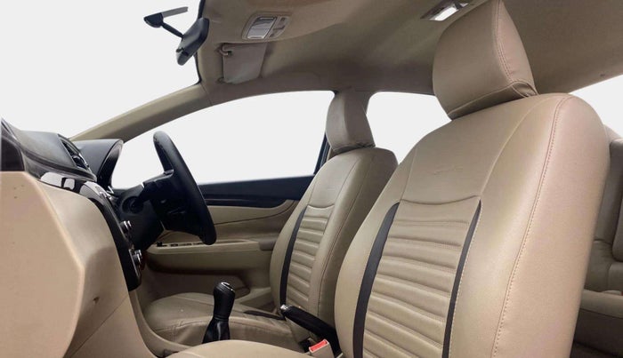 2016 Maruti Ciaz VXI+, Petrol, Manual, 54,109 km, Right Side Front Door Cabin