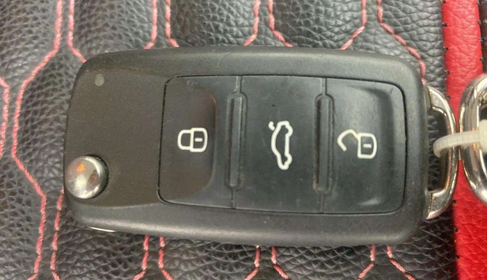 2021 Volkswagen Vento COMFORTLINE 1.0L TSI, Petrol, Manual, 22,433 km, Key Close Up