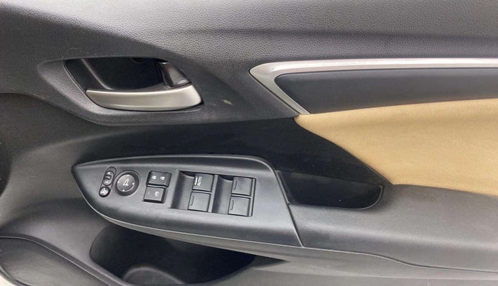 2019 Honda Jazz 1.2L I-VTEC VX CVT, Petrol, Automatic, 19,721 km, Driver Side Door Panels Control