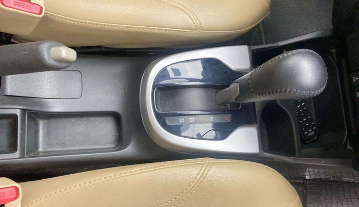 2019 Honda Jazz 1.2L I-VTEC VX CVT, Petrol, Automatic, 19,721 km, Gear Lever