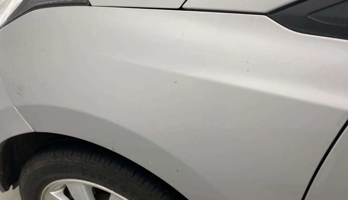 2014 Hyundai Xcent S (O) 1.2, Petrol, Manual, 96,213 km, Left fender - Minor scratches