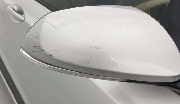 2014 Hyundai Xcent S (O) 1.2, Petrol, Manual, 96,213 km, Right rear-view mirror - Minor scratches