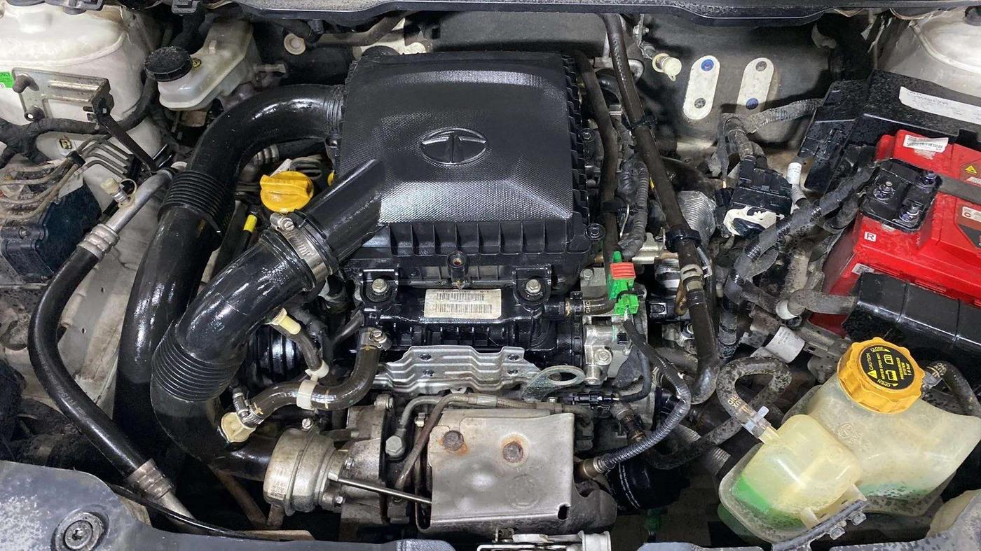 2018 Tata NEXON XZA PLUS PETROL, Petrol, Automatic, 25,017 km, Open Bonet