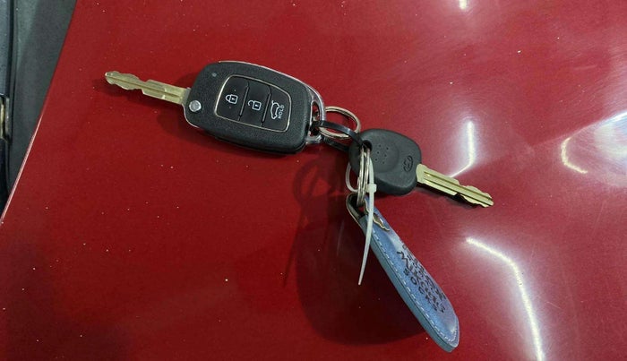 2015 Hyundai Elite i20 SPORTZ 1.2, Petrol, Manual, 66,291 km, Key Close Up