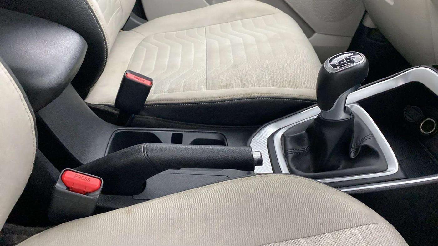 2020 KIA SONET HTX 1.0 IMT, Petrol, Manual, 55,051 km, Gear Lever