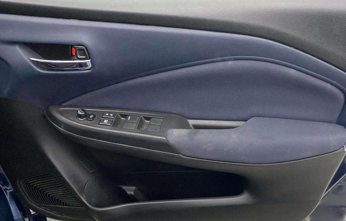 2022 Maruti Baleno DELTA 1.2 AGS, Petrol, Automatic, 14,995 km, Driver Side Door Panels Control